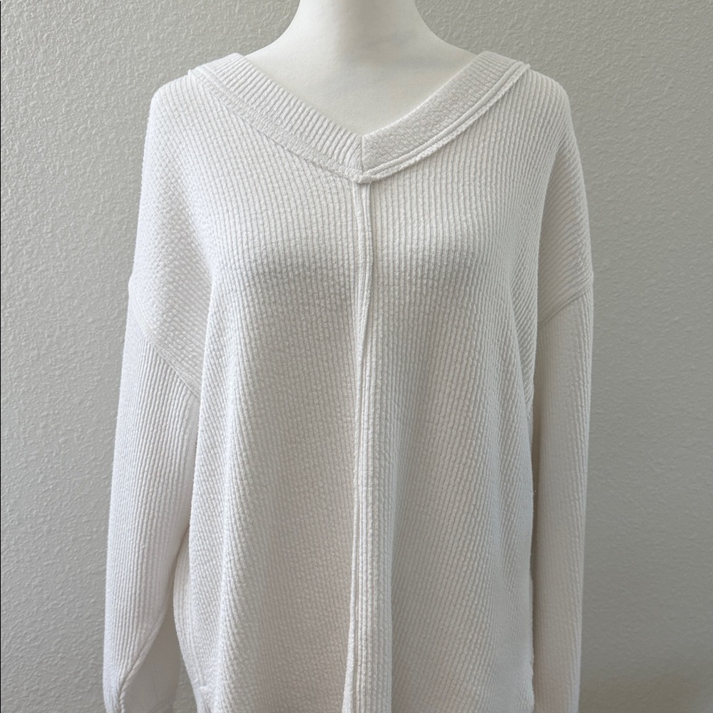 aerie White V-Neck Ribbed Knit Sweater